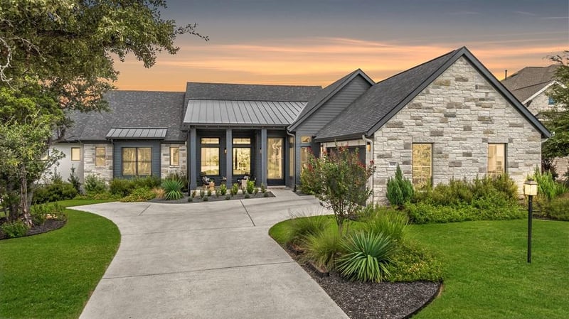 Virtual tour of 509 Doe Whisper Way