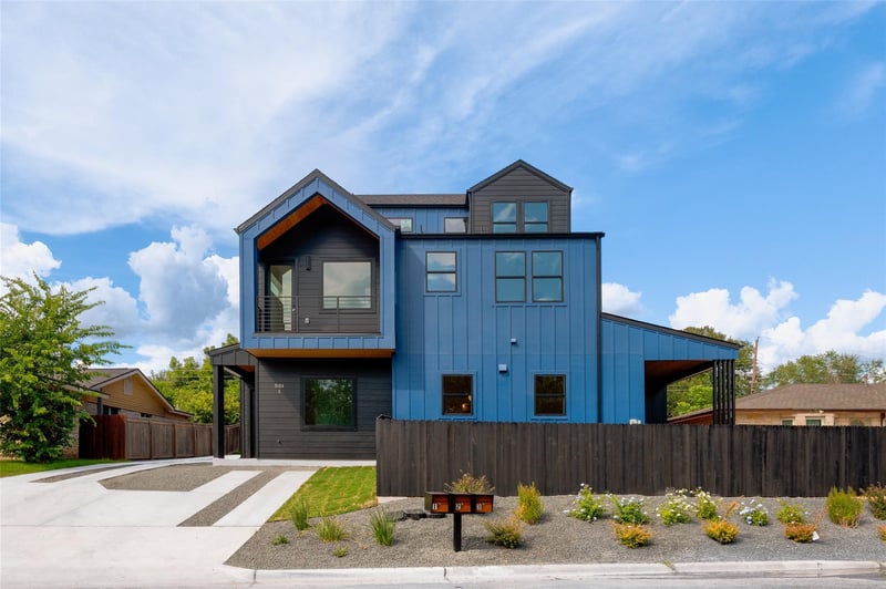 Virtual tour of 5104 Stone Gate DR Unit #1
