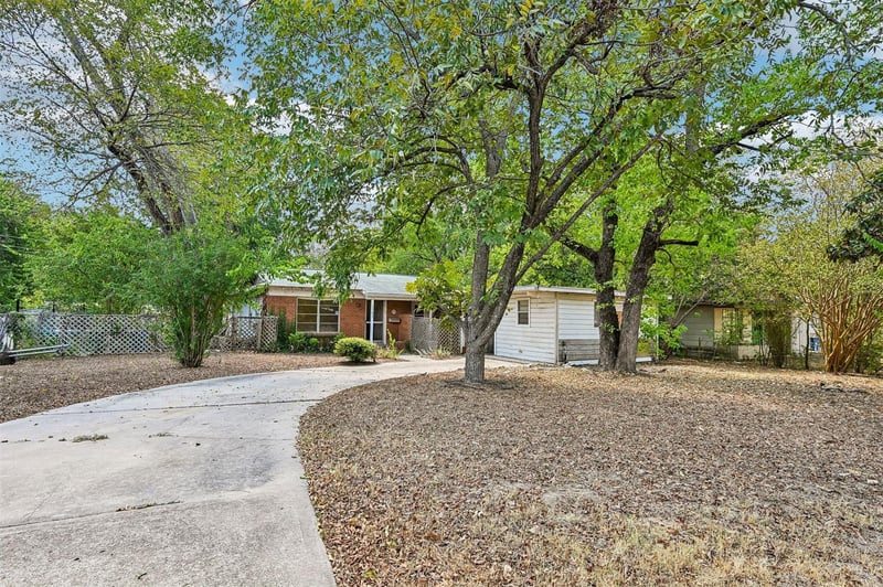 Virtual tour of 5107 Brookdale Ln