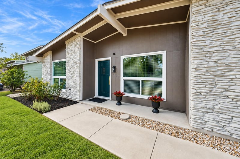 Virtual tour of 511 Arbor Ln