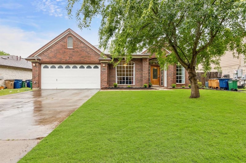Virtual tour of 511 Kingfisher Creek Dr