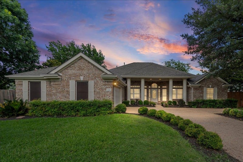 Virtual tour of 5118 Prairie Dunes DR