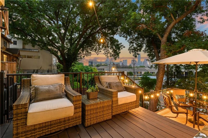 Virtual tour of 512 Sunny LN Unit #B