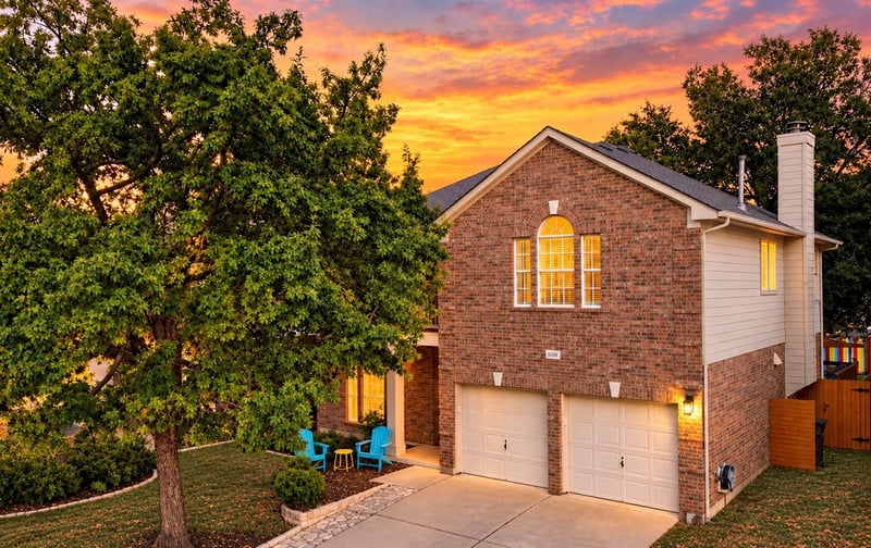 Virtual tour of 5120 Bluestar Dr