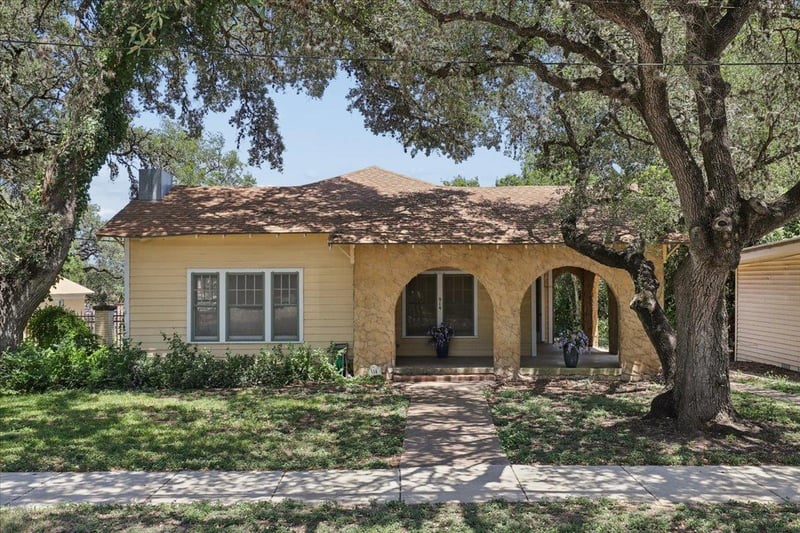 Virtual tour of 514 S Main ST