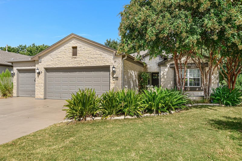 Virtual tour of 516 Independence Creek LN