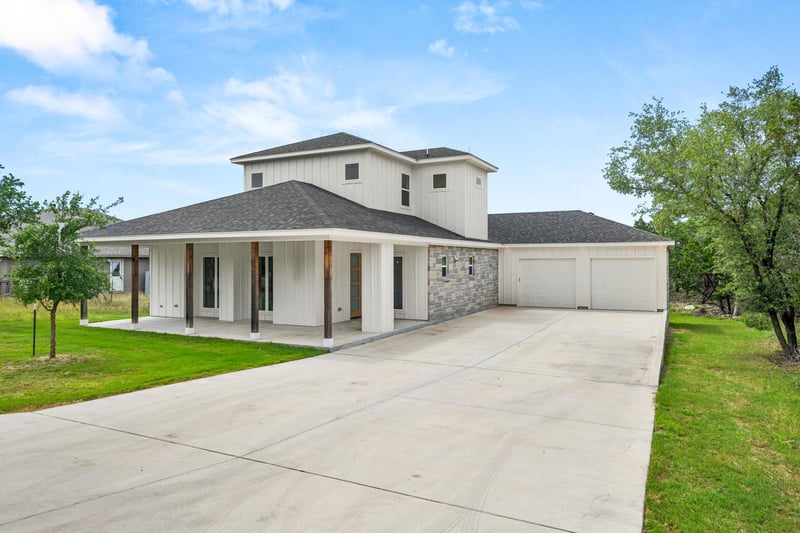 Virtual tour of 5164 Comanche DR