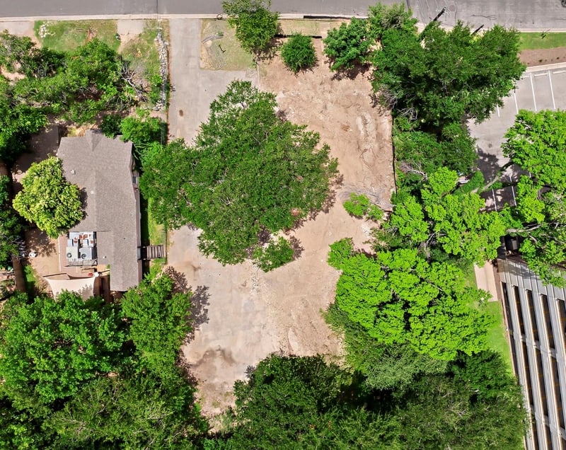 Virtual tour of 517 Bouldin Ave