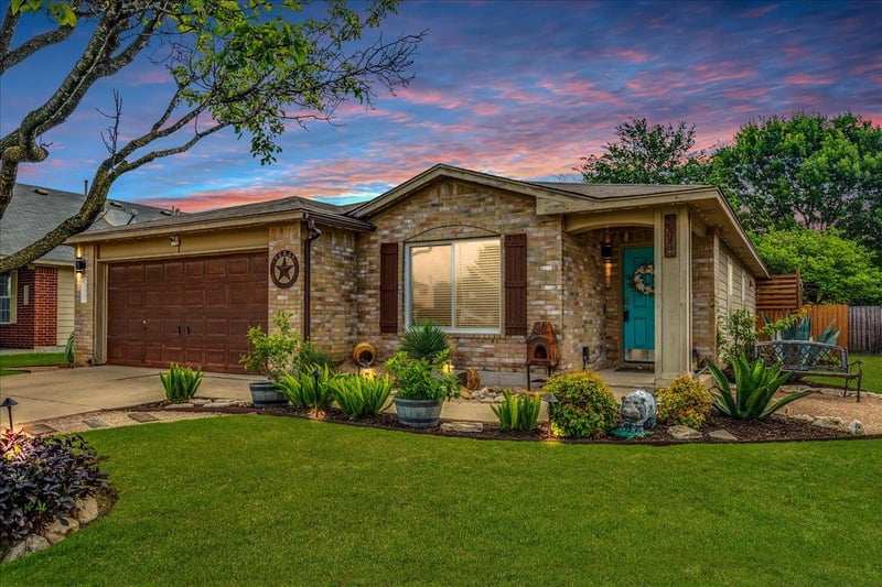 Virtual tour of 519 S Pauley DR