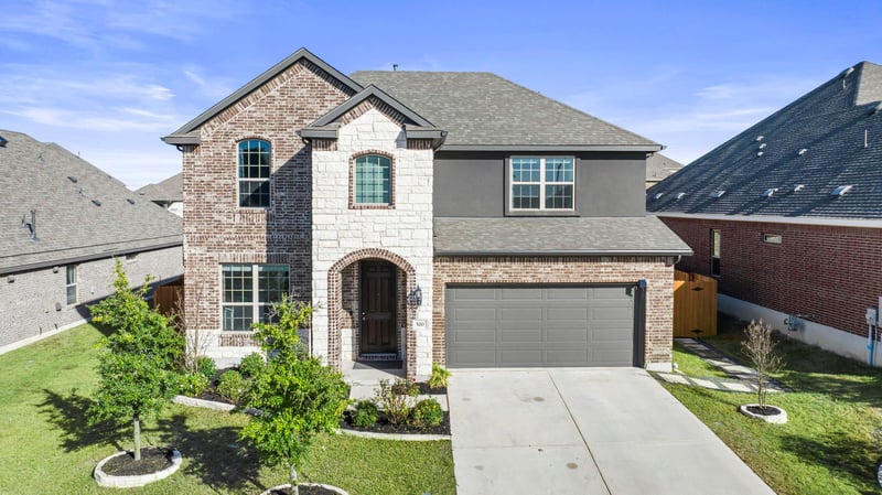 Virtual tour of 520 Landing LN