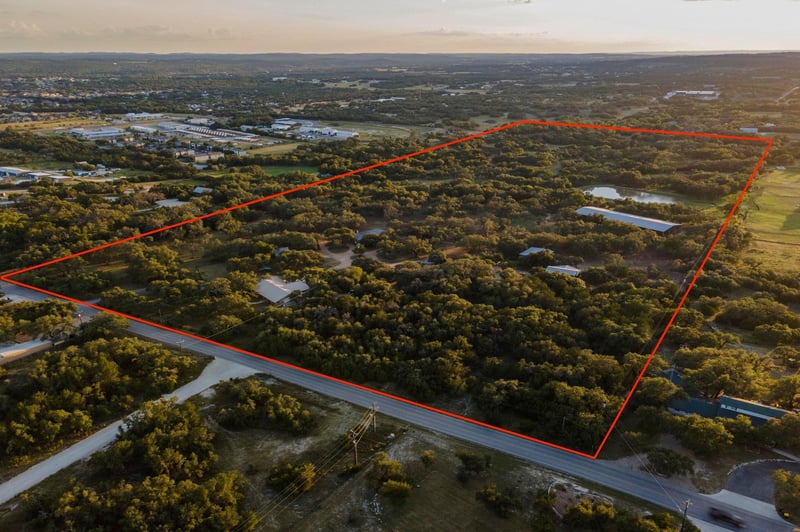 Virtual tour of 5200 Bell Springs RD