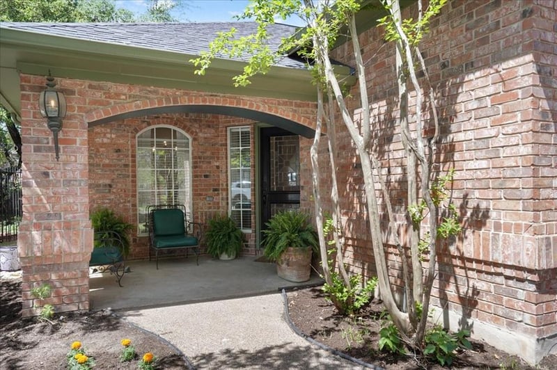 Virtual tour of 5200 Keene CV