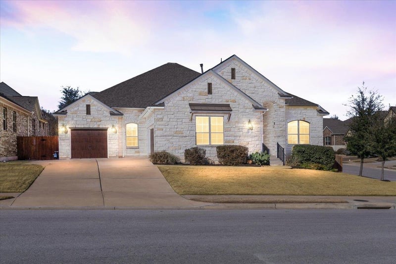 Virtual tour of 5200 Palermo DR