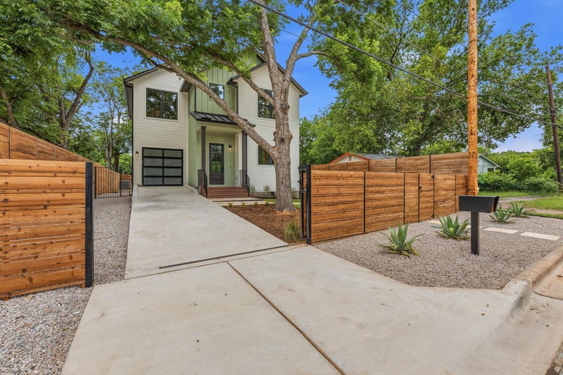 Virtual tour of 5207 Prock LN