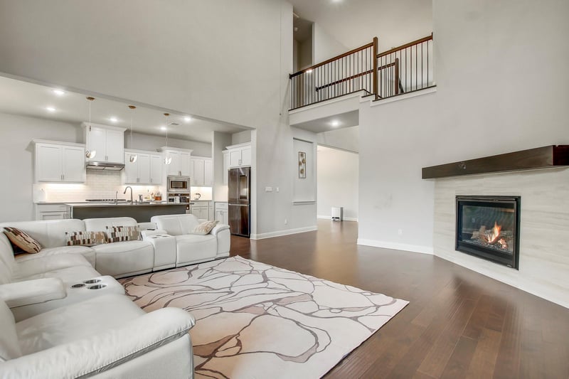 Virtual tour of 525 Houston LOOP