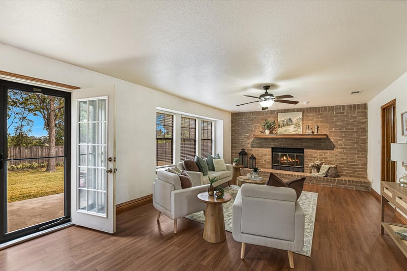 Virtual tour of 525 Pigeon Forge Rd