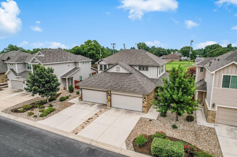 Virtual tour of 528 High Tech DR