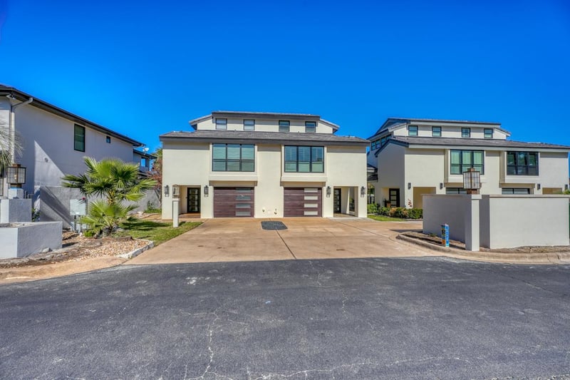 Virtual tour of 528 Lighthouse Dr Unit #6