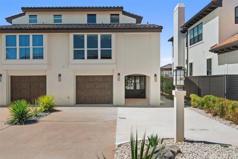 Virtual tour of 529 Lighthouse Dr #11