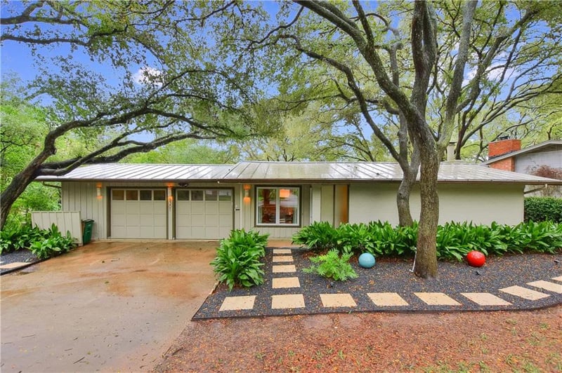 Video tour of 5301 Turnabout Ln