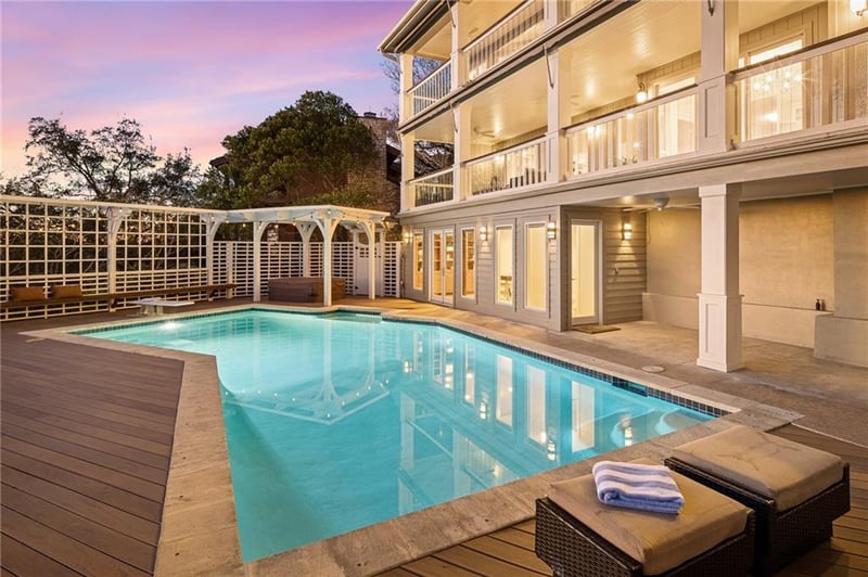 Virtual tour of 5301 Valburn Cir