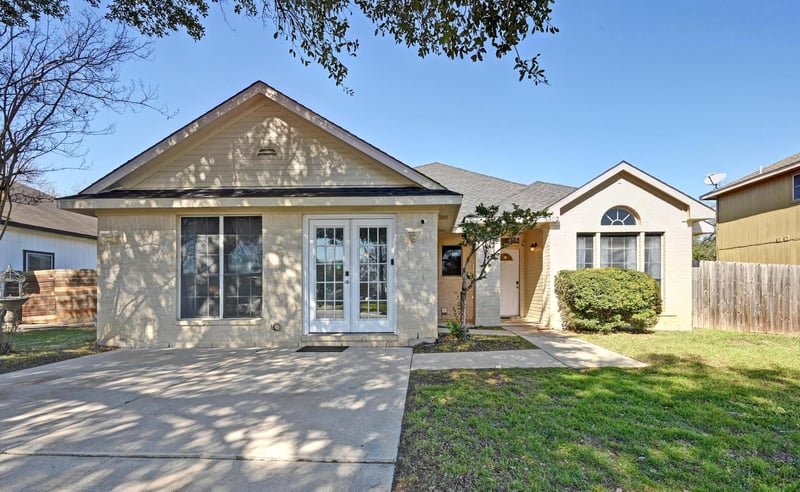Virtual tour of 5302 Walnut Grove DR