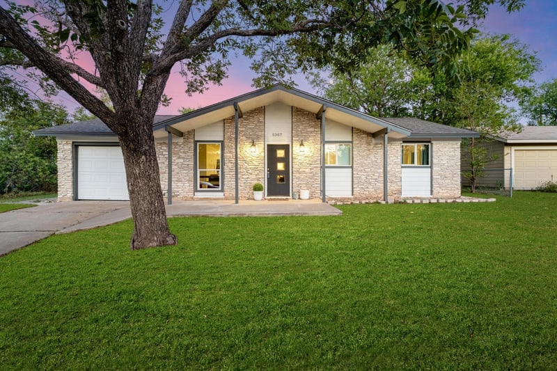 Virtual tour of 5307 Halmark DR