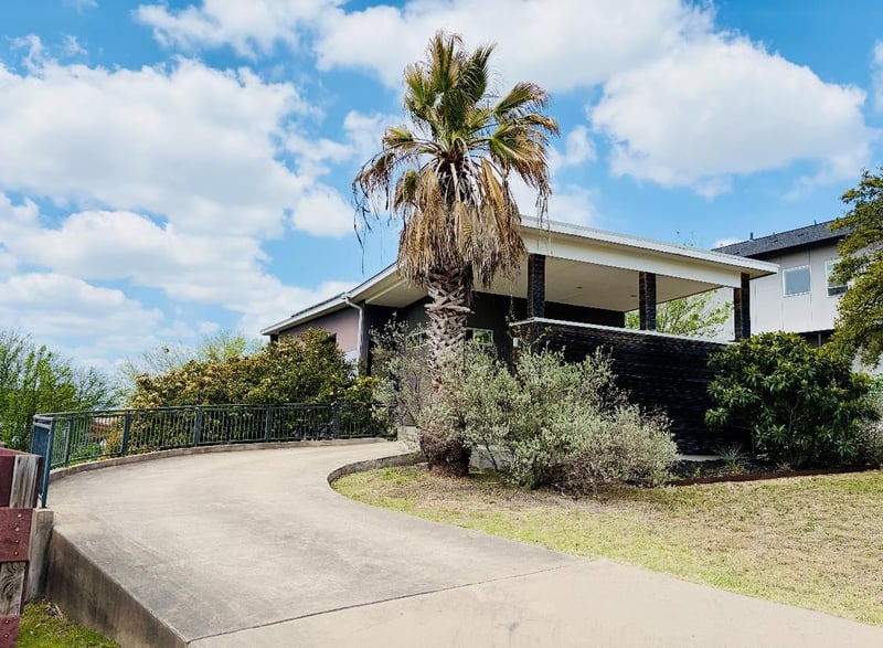 Virtual tour of 5308 Sendero Hills PKWY