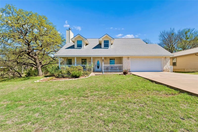 Virtual tour of 531 Pecan Creek DR