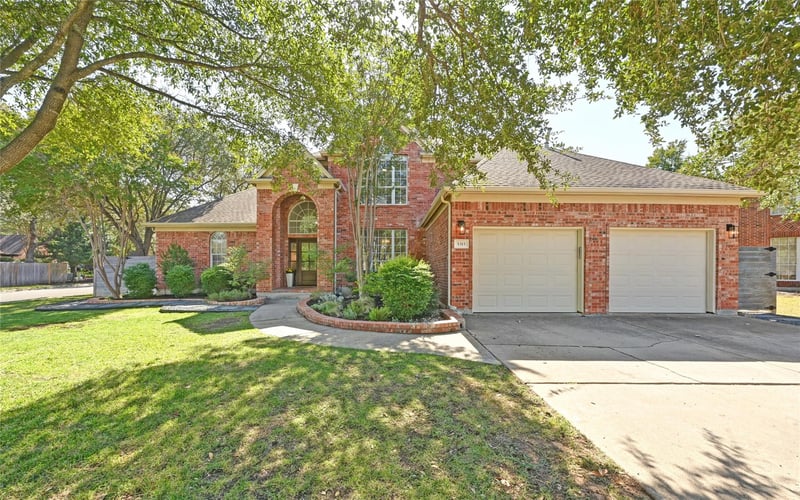 Virtual tour of 5315 Viamonte Ln