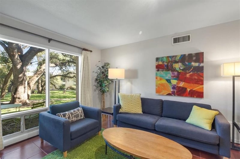 Virtual tour of 5324 Balcones DR Unit #A