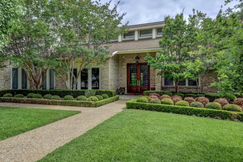 Virtual tour of 5325 Valburn Cir