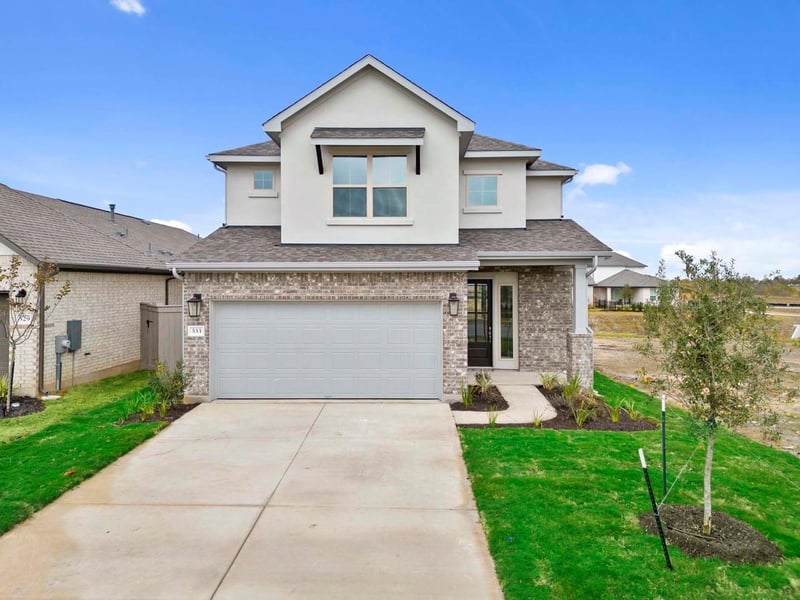 Virtual tour of 533 Bloomington LOOP