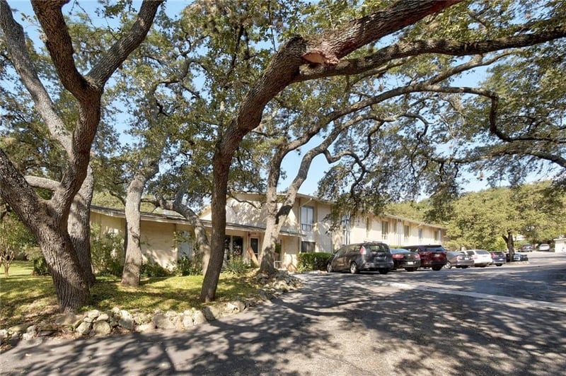 Virtual tour of 5332 Balcones Dr Unit #D