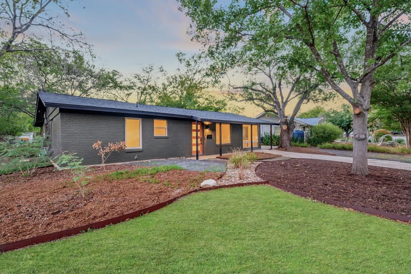 Virtual tour of 5348 Westminster Dr