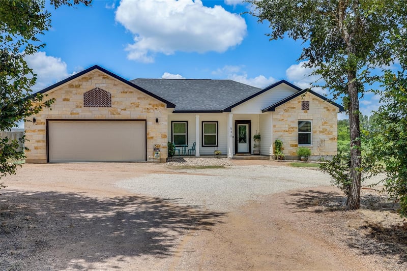 Virtual tour of 537 Lower Elgin RD