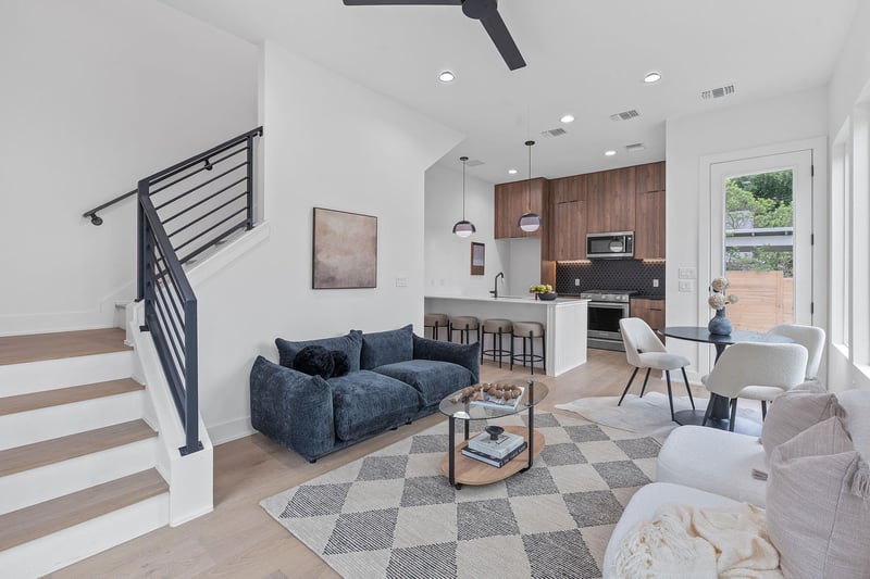 Virtual tour of 54 Robert T Martinez Jr St