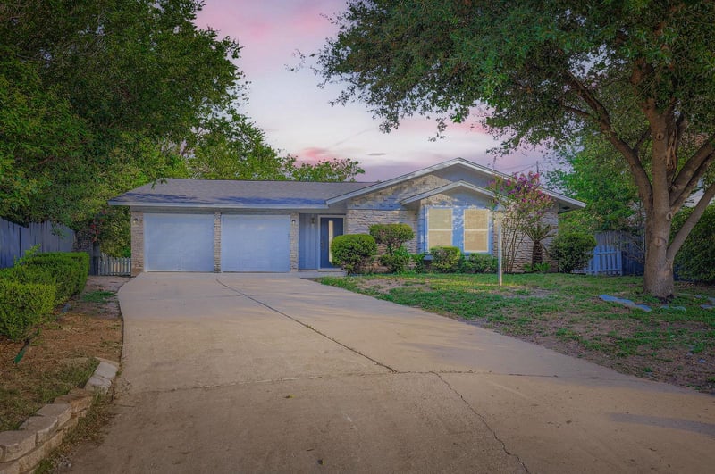 Virtual tour of 5402 Chevy Cir