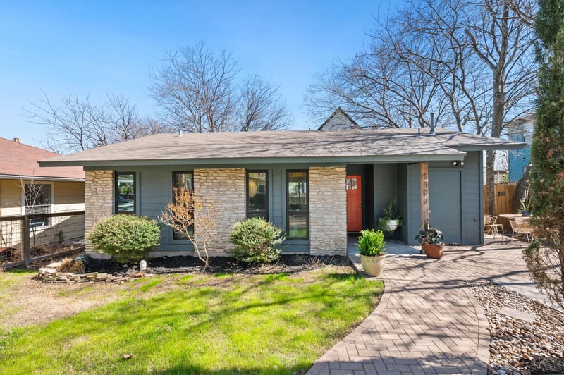 Virtual tour of 5403 Duval ST Unit #1
