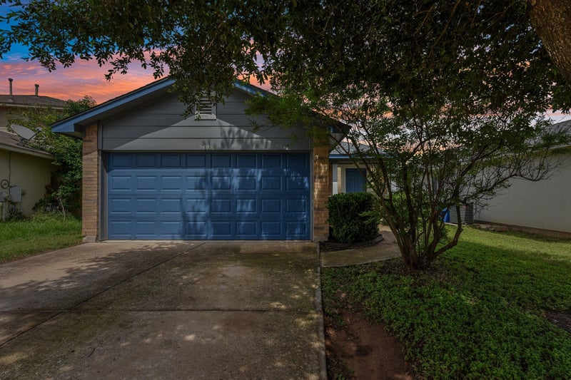 Virtual tour of 5405 Rusk CT