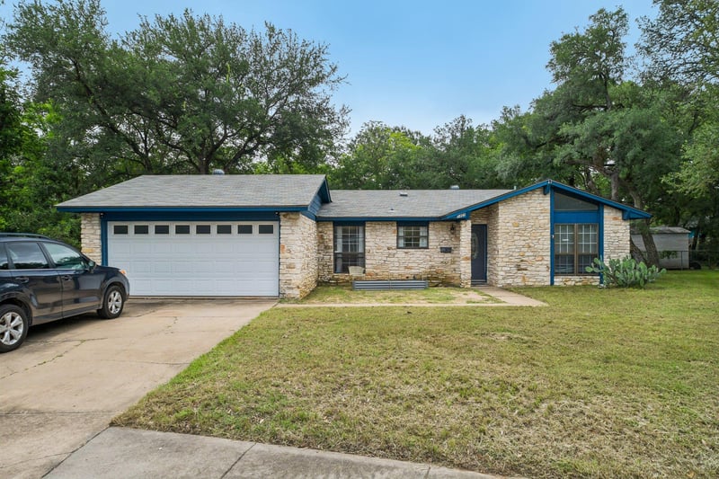 Virtual tour of 5409 Hunters GLN