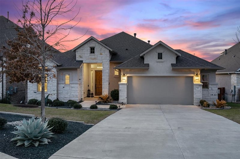 Virtual tour of 5412 Flowing Brook CV