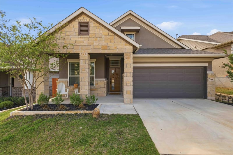 Virtual tour of 544 Saturnia DR