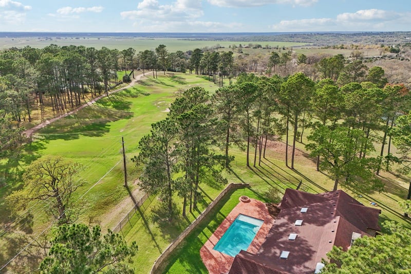 Virtual tour of 546 McAllister RD