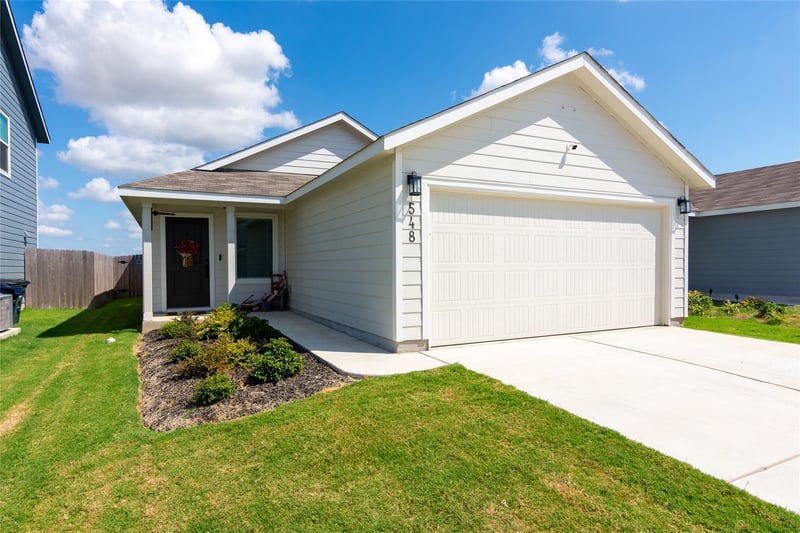 Virtual tour of 548 Rancho Del Cielo Loop