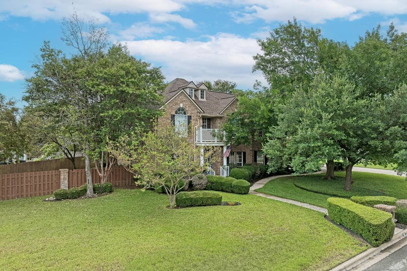 Virtual tour of 55 Twin Ridge PKWY
