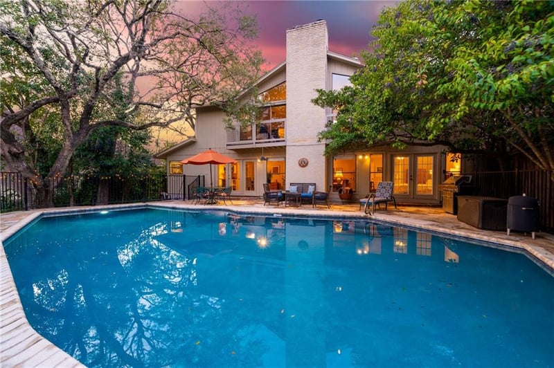Virtual tour of 5503 Courtyard Dr