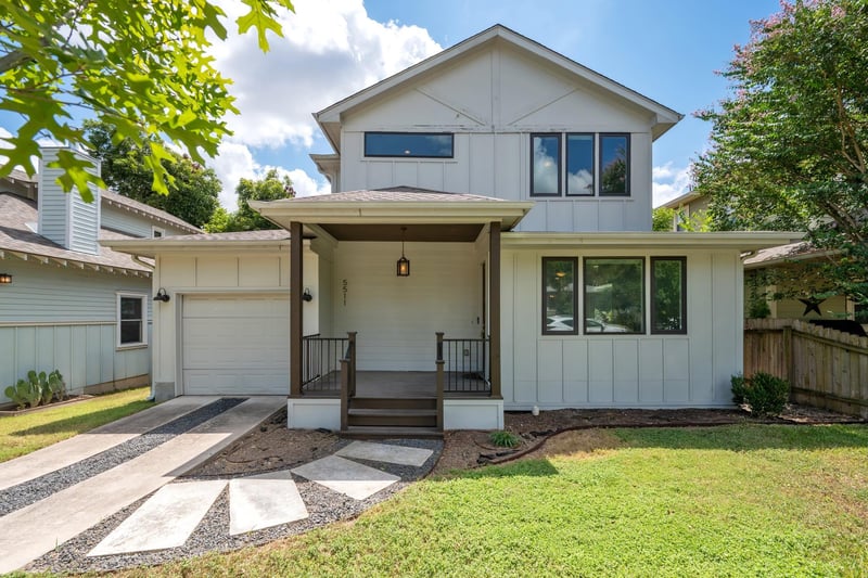 Virtual tour of 5511 Avenue G Unit #1