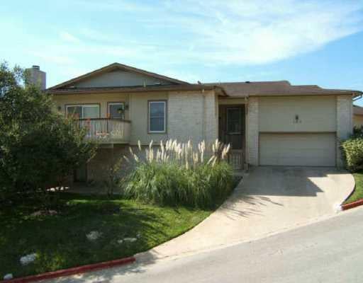 Virtual tour of 5512 Oakwood Cv Unit #131
