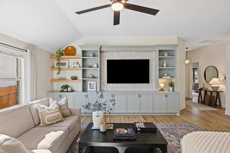 Virtual tour of 5525 Brady Bayou CV